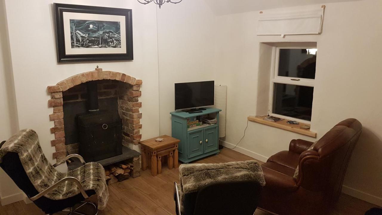 Cosy Cottage On The Causeway Coast And Glens Баликасъл Екстериор снимка