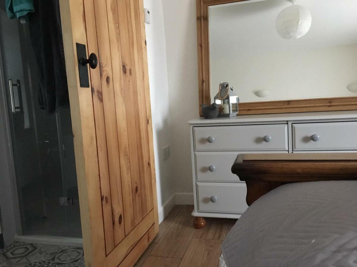 Cosy Cottage On The Causeway Coast And Glens Баликасъл Екстериор снимка